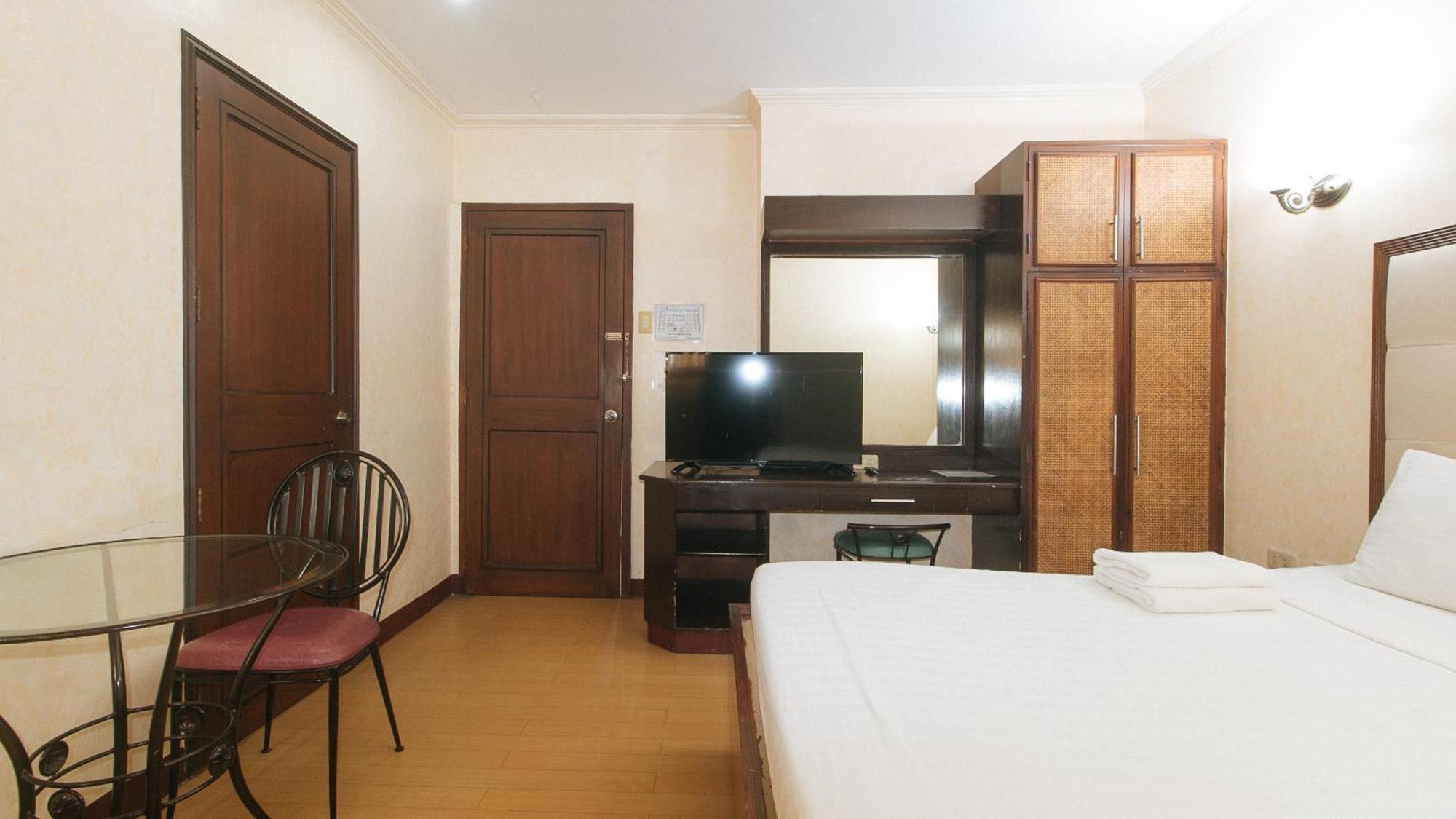 Bliss Hotel Dau Mabalacat Eksteriør billede